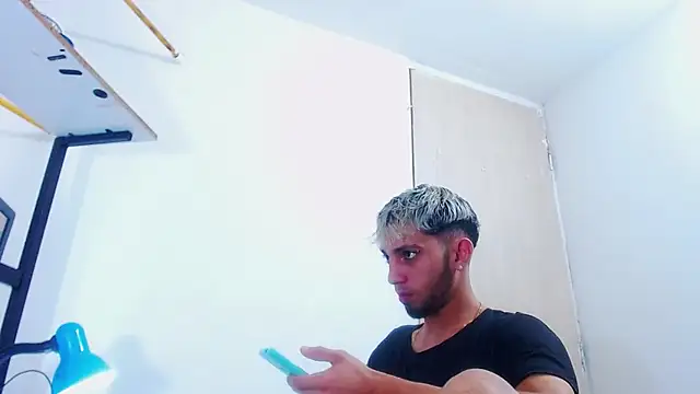 Gregory hard online show from December 16, 6:57 pm