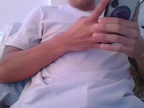 Snapshot of Juan2323hot chatting on October 10, 8:08 pm Juan2323hot online show from October 10, 8:08 pm