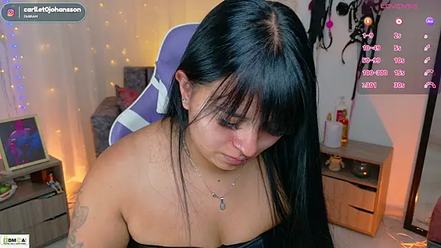 Miss scarllet  online show from July 2, 1:06 pm