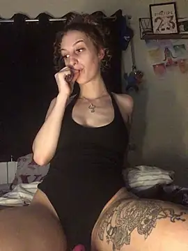 Snapshot of indie-rayne chatting on December 12, 5:37 pm indie-rayne online show from December 12, 5:37 pm