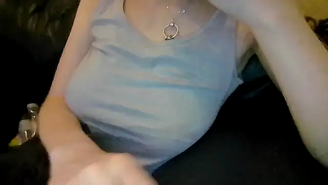 indie-rayne online show from February 21, 10:33 pm