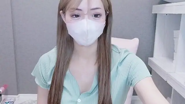  chanMOMO  online show from July 13, 11:02 am