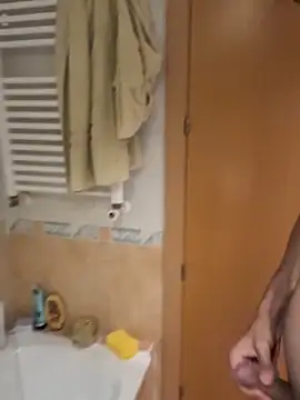 LoanyPau online show from October 9, 10:41 pm