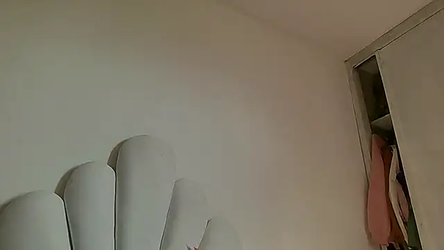 Snapshot of Cutie_Shy_ chatting on July 10, 1:36 pm Cutie Shy online show from July 10, 1:36 pm