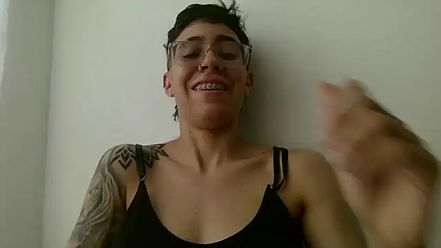 Snapshot of Cutie_Shy_ chatting on July 24, 1:31 pm Cutie Shy online show from July 24, 1:31 pm