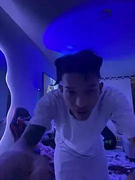 TommyGun 22 online show from February 18, 5:53 am