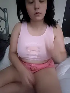 Snapshot of lolitalamasbonita01 chatting on July 18, 3:38 pm lolitalamasbonita01 online show from July 18, 3:38 pm