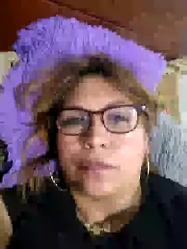 Snapshot of Kazsandraa chatting on March 17, 5:16 pm Kazsandraa online show from March 17, 5:16 pm