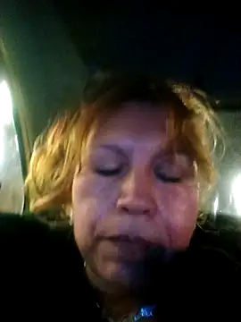 Snapshot of Kazsandraa chatting on October 10, 2:10 am Kazsandraa online show from October 10, 2:10 am