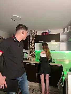 Snapshot of samantha_kevin chatting on December 14, 3:45 am samantha kevin online show from December 14, 3:45 am