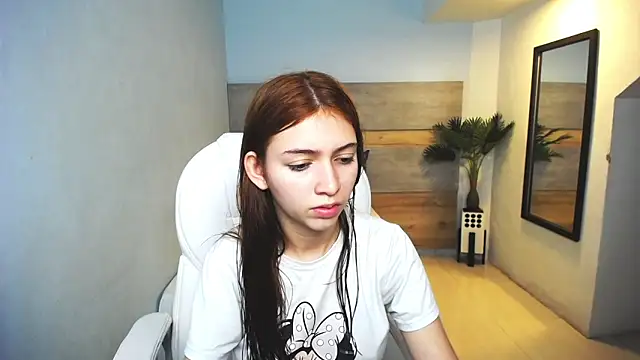 liseth fox online show from January 4, 12:38 pm