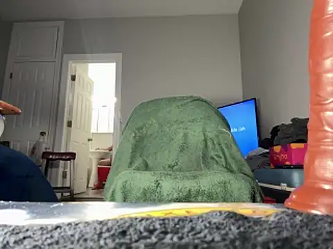 ChiRaqb8 online show from February 27, 2:00 am