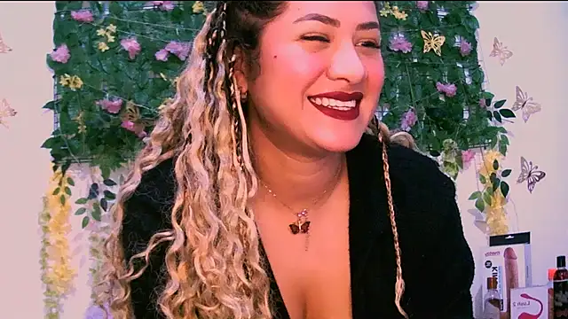 Snapshot of Crysrus chatting on September 28, 7:52 pm Crysrus online show from September 28, 7:52 pm