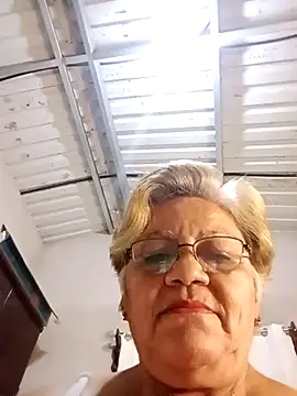 Snapshot of Madrastrahot69 chatting on October 15, 2:55 am Madrastrahot69 online show from October 15, 2:55 am