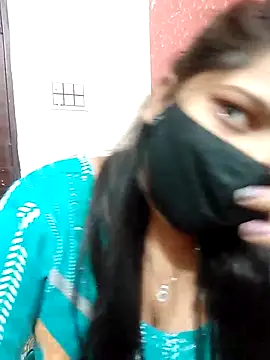 Hotty-simran online show from March 7, 9:07 am