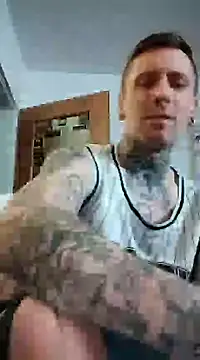 Snapshot of Schabernack1990 chatting on January 7, 2:31 am Schabernack1990 online show from January 7, 2:31 am