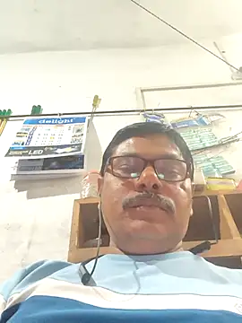 Srmotrs online show from March 6, 1:51 pm