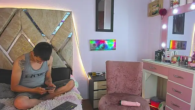 Snapshot of parejacaliente20154 chatting on November 7, 10:59 am parejacaliente20154 online show from November 7, 10:59 am