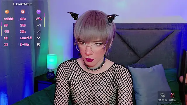 Snapshot of Sammy_Russell chatting on June 12, 3:49 am Sammy Russell online show from June 12, 3:49 am