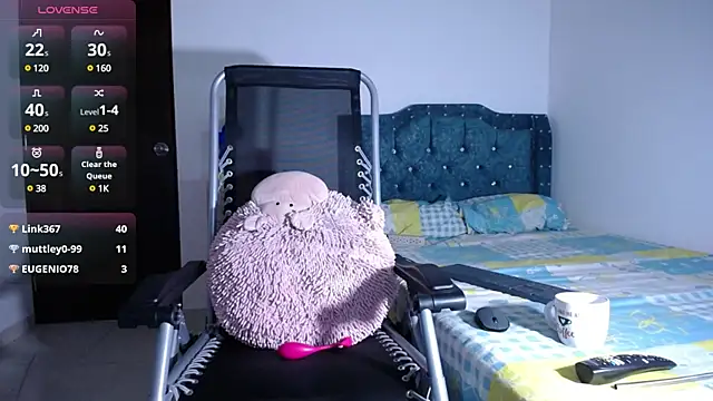 sofiamature01 online show from January 23, 1:41 am