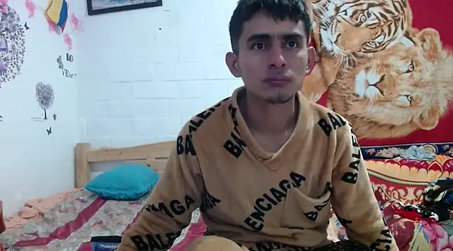 Snapshot of maria_and_angel chatting on January 24, 1:13 am maria and angel online show from January 24, 1:13 am