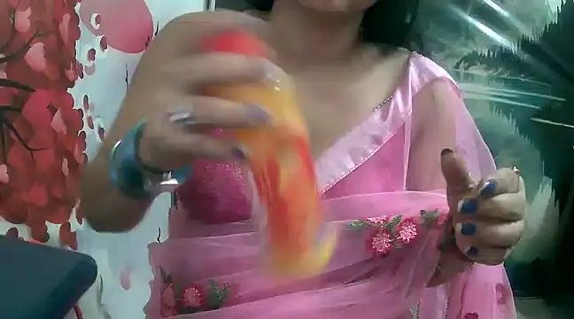 LOVERIAKOL online show from March 18, 5:10 pm