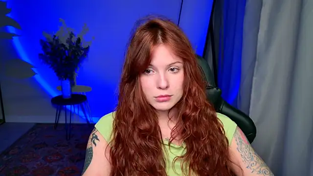 Snapshot of Elsie_Ginger chatting on July 22, 10:23 pm Elsie Ginger online show from July 22, 10:23 pm