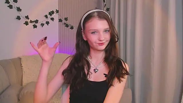 CindyGarrison online show from February 1, 4:03 am