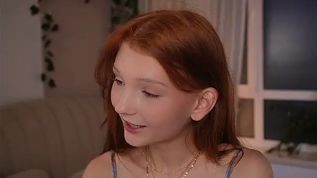 Snapshot of CindyGarrison chatting on June 28, 11:44 pm CindyGarrison online show from June 28, 11:44 pm