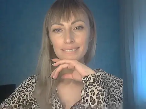 EffectMaya online show from November 20, 12:27 pm