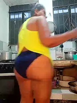 Snapshot of sorbetico_perverse chatting on March 3, 11:00 am sorbetico perverse online show from March 3, 11:00 am