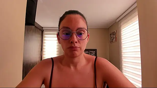 Snapshot of anabel_025 chatting on May 20, 4:24 pm anabel 025 online show from May 20, 4:24 pm