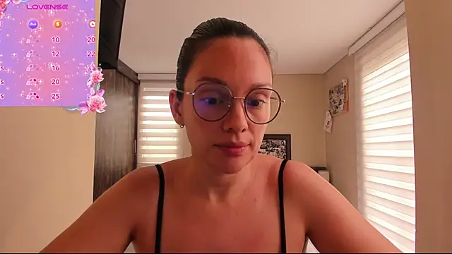Snapshot of anabel_025 chatting on May 30, 4:48 pm anabel 025 online show from May 30, 4:48 pm