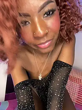 Snapshot of Petite_yisell chatting on March 11, 10:09 pm Petite yisell online show from March 11, 10:09 pm