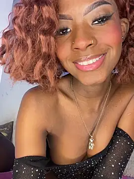 Snapshot of Petite_yisell chatting on March 12, 1:14 am Petite yisell online show from March 12, 1:14 am