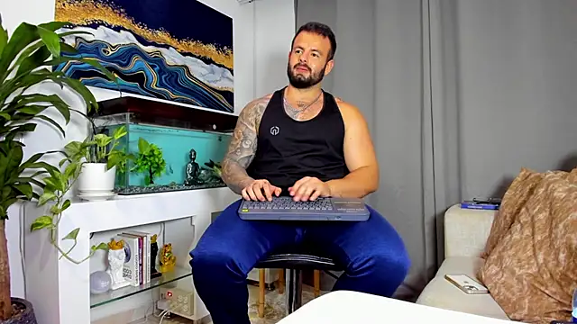 Johnnygrayson1 online show from February 20, 2:07 am