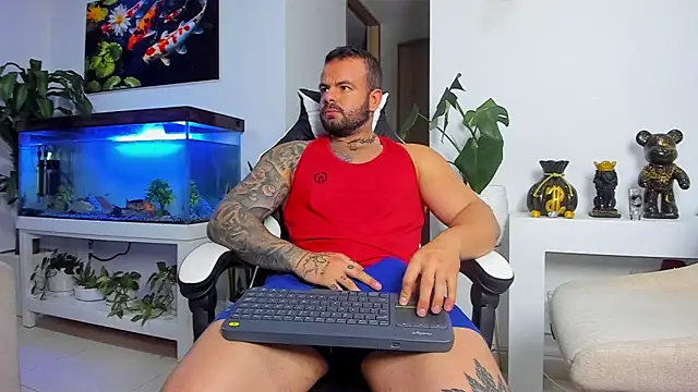 Johnnygrayson1 online show from September 29, 12:16 am