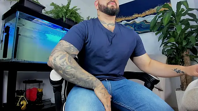 Johnnygrayson1 online show from July 24, 12:30 am