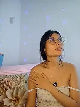 NayeCloud online show from March 27, 8:26 am