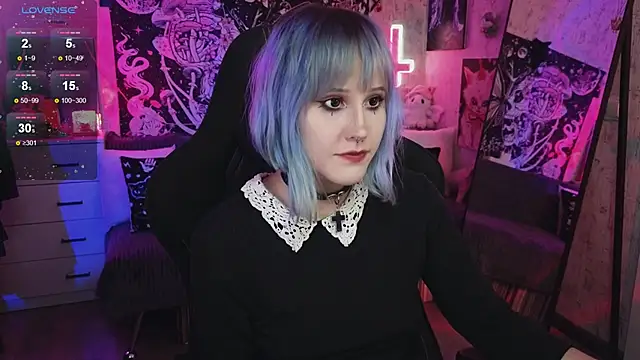 little Elika online show from September 15, 9:59 pm