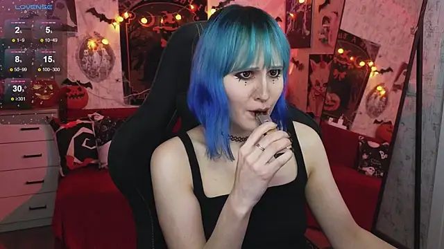 little Elika online show from October 16, 9:38 pm