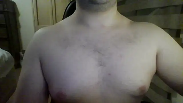 Snapshot of Himbo_fox chatting on November 14, 6:34 am Himbo fox online show from November 14, 6:34 am