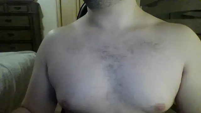 Snapshot of Himbo_fox chatting on November 20, 6:13 am Himbo fox online show from November 20, 6:13 am