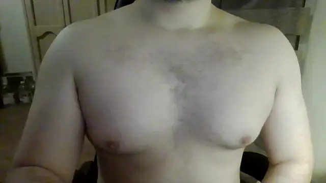 Snapshot of Himbo_fox chatting on January 7, 4:37 am Himbo fox online show from January 7, 4:37 am