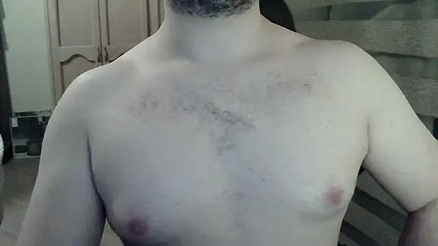 Snapshot of Himbo_fox chatting on February 3, 5:16 am Himbo fox online show from February 3, 5:16 am