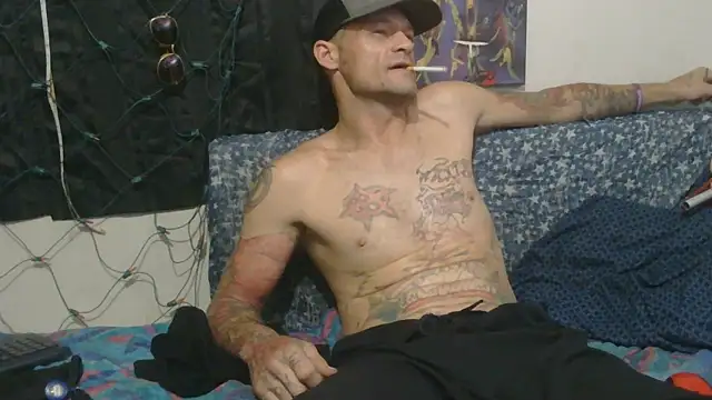 TheOneYouLove69 online show from November 2, 1:52 am