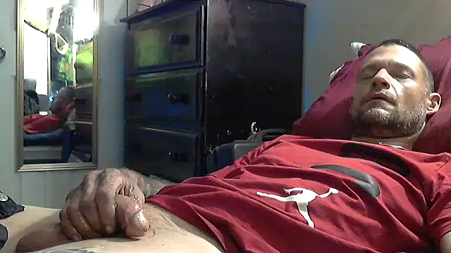 TheOneYouLove69 online show from February 26, 11:59 pm