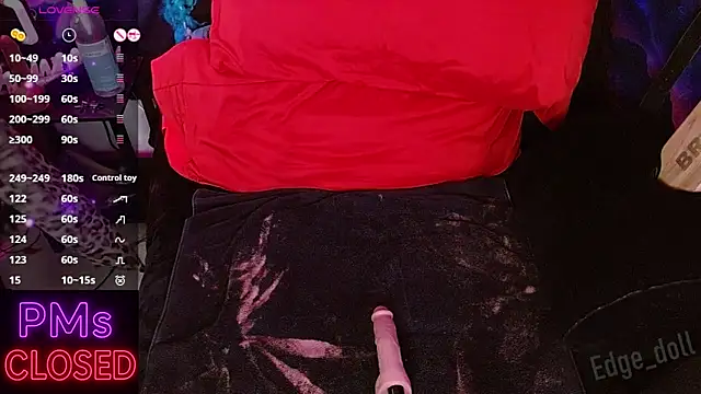 Snapshot of Edge_Doll chatting on November 7, 2:44 am Edge Doll online show from November 7, 2:44 am