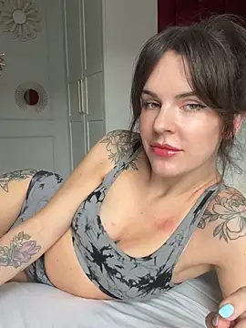 Snapshot of RubyLunaa chatting on July 8, 12:53 pm RubyLunaa online show from July 8, 12:53 pm