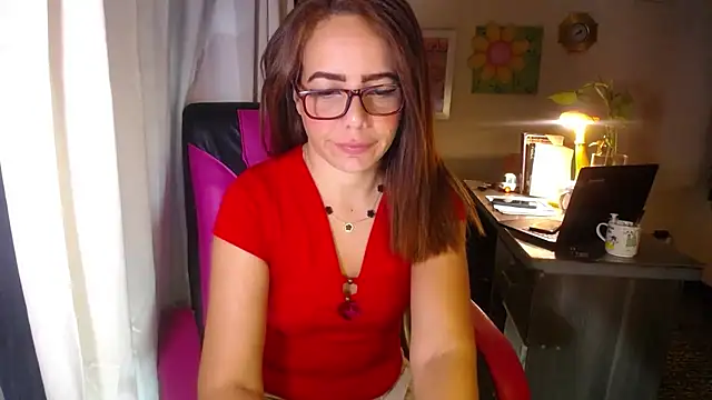 Snapshot of danielle_rose_1 chatting on July 14, 2:56 pm danielle rose 1 online show from July 14, 2:56 pm